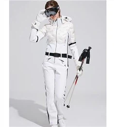 سکی جمپسوٹ ویمنز